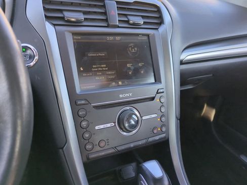 Used 2016 Ford Fusion Titanium image 29