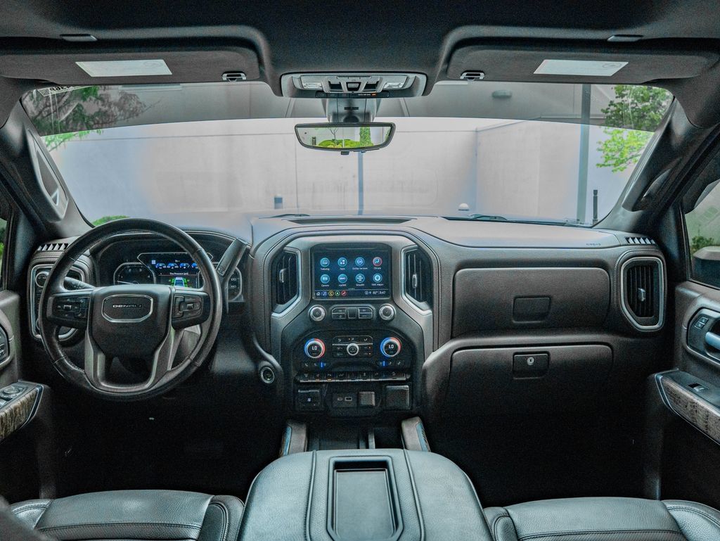 Used 2021 GMC Sierra 2500 Denali w/ Denali Ultimate Package AWD/4WD image 4