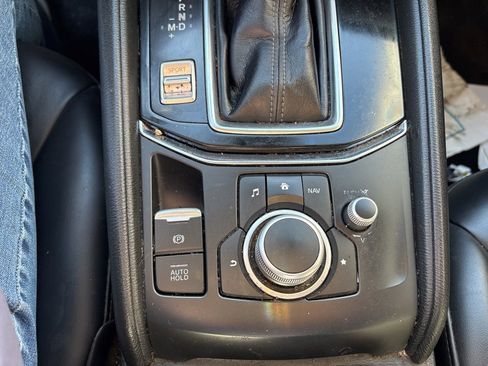 Used 2020 MAZDA CX-5 Touring image 16