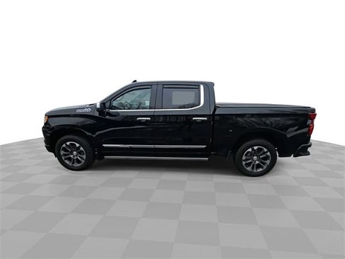 Used 2023 Chevrolet Silverado 1500 High Country w/ Technology Package image 5