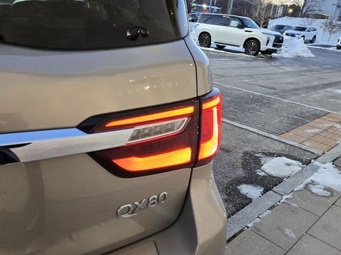 Certified 2020 INFINITI QX80 Luxe w/ Proactive Package image 17
