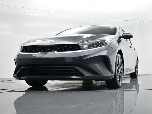 Used 2024 Kia Forte LXS w/ LXS Technology Package image 43