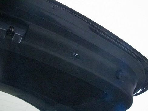 Used 2023 Tesla Model Y Long Range image 20