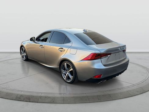 Used 2018 Lexus IS 300 AWD w/ Comfort Package image 5