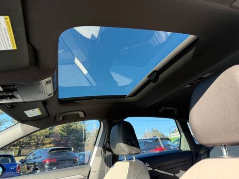 Used 2019 Volkswagen Jetta R-Line image 19