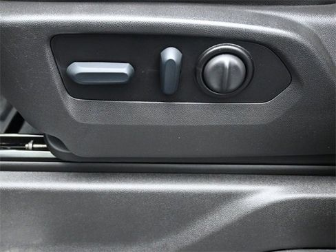 Used 2022 Chevrolet Silverado 2500 LTZ w/ LTZ Plus Package image 10