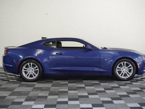 Used 2020 Chevrolet Camaro LS RWD image 7