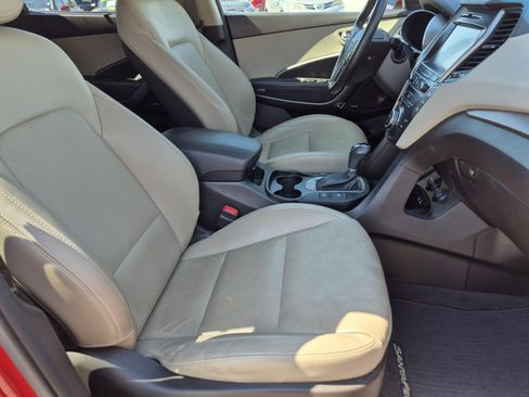 Used 2018 Hyundai Santa Fe AWD image 23