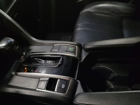 Used 2019 Honda Civic Sport Touring image 26