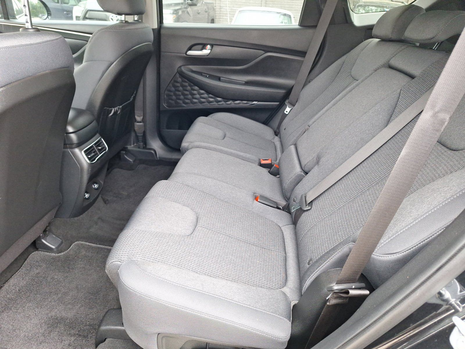 Used 2023 Hyundai Santa Fe SEL w/ Cargo Package FWD image 28