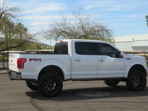 Used 2017 Ford F150 Lariat w/ Equipment Group 502A Luxury image 15