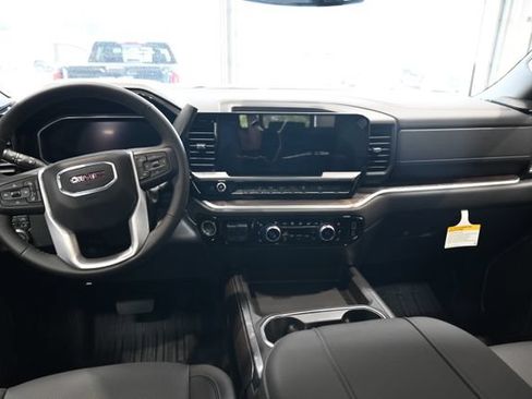 New 2026 GMC Sierra 2500 SLT w/ SLT Premium Package AWD/4WD image 15