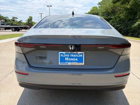 New 2026 Honda Accord SE image 4