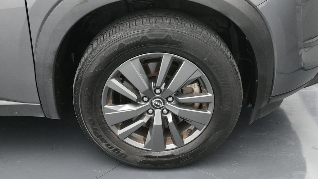 Used 2024 Nissan Pathfinder SV FWD image 15