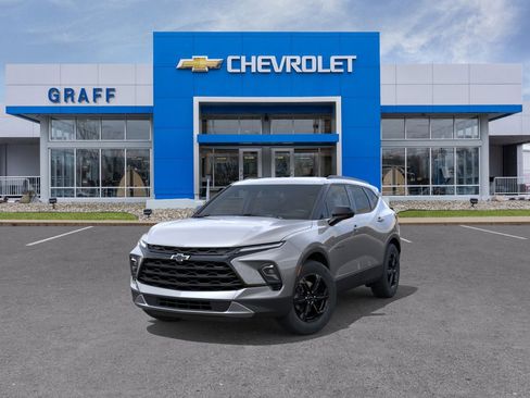 New 2025 Chevrolet Blazer LT w/ Convenience Package image 34