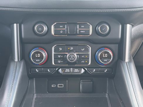 Used 2022 Chevrolet Tahoe LT RWD image 12