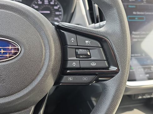 Used 2024 Subaru Crosstrek 2.0i Premium image 20