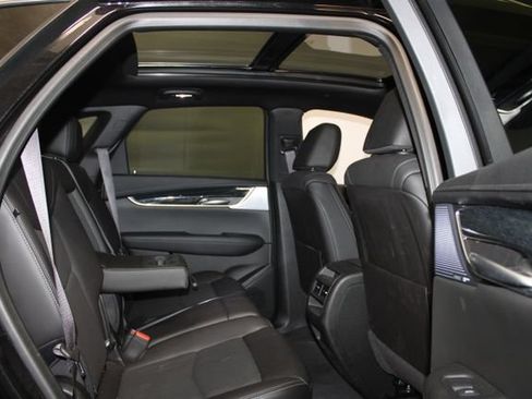 Certified 2024 Cadillac XT5 Premium Luxury w/ LPO, Floor Liner Package AWD/4WD image 11