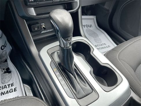 Used 2022 Chevrolet Colorado LT w/ Fleet Safety Package image 15