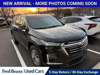 Used 2023 Chevrolet Traverse LT video 1