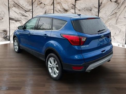 Used 2019 Ford Escape SE FWD image 6