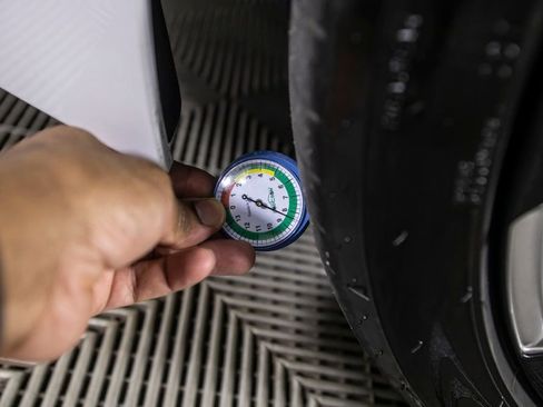 Used 2025 Lexus LC 500 Convertible w/ Touring Package image 51