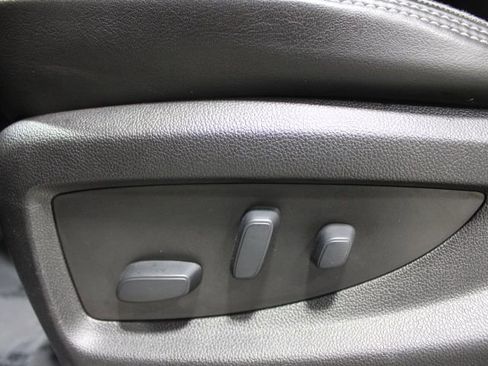 Used 2018 GMC Sierra 1500 Denali w/ Denali Ultimate Package image 18