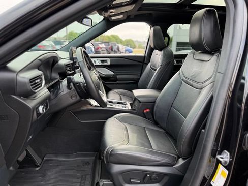 Used 2023 Ford Explorer ST w/ Technology Package AWD/4WD image 12