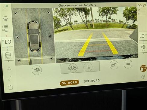 New 2026 Land Rover Range Rover SE AWD/4WD image 12
