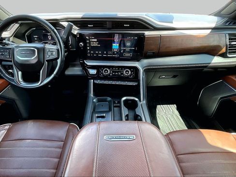 Used 2024 GMC Sierra 2500 Denali Ultimate AWD/4WD image 15