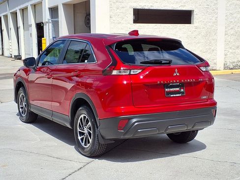 Used 2026 Mitsubishi Eclipse Cross ES AWD/4WD image 3