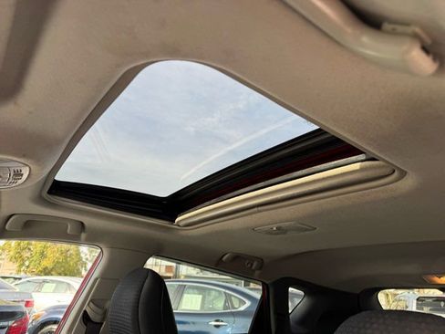 Used 2009 Pontiac Vibe GT image 13