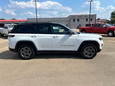 Used 2022 Jeep Grand Cherokee Trailhawk AWD/4WD image 6