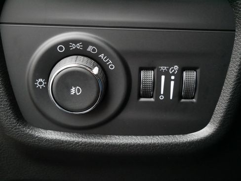 New 2025 Jeep Grand Cherokee Limited image 14