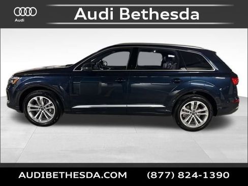 Certified 2025 Audi Q7 3.0T Premium w/ Convenience Package image 4