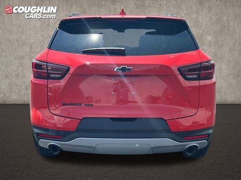 New 2025 Chevrolet Blazer LT w/ Midnight/Sport Edition image 7