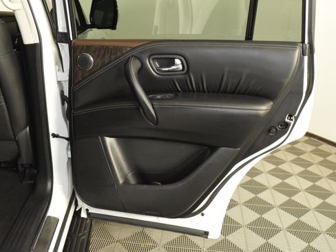 Used 2022 Nissan Armada Platinum w/ Captain's Chairs Package image 43