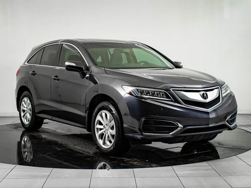 Used 2016 Acura RDX SH-AWD image 5