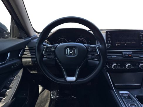Used 2021 Honda Accord Touring image 12