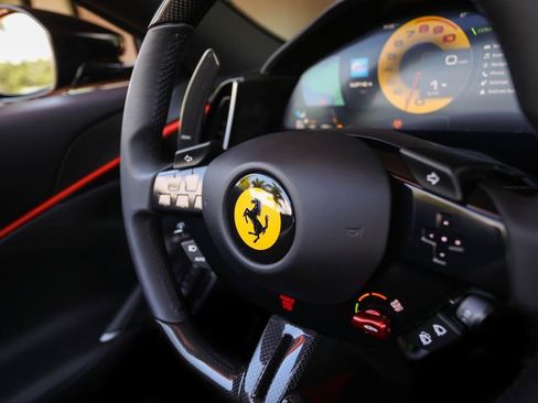 Certified 2024 Ferrari Roma Spider RWD image 35