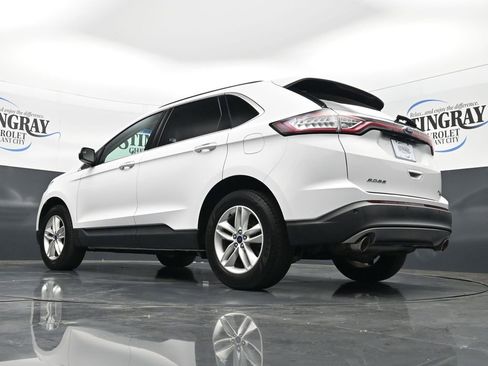 Used 2016 Ford Edge SEL image 21