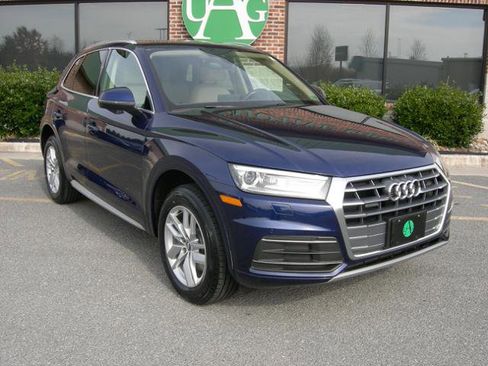 Used 2020 Audi Q5 2.0T Premium image 1