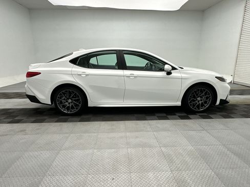 Used 2026 Toyota Camry SE w/ Convenience Package AWD/4WD image 8