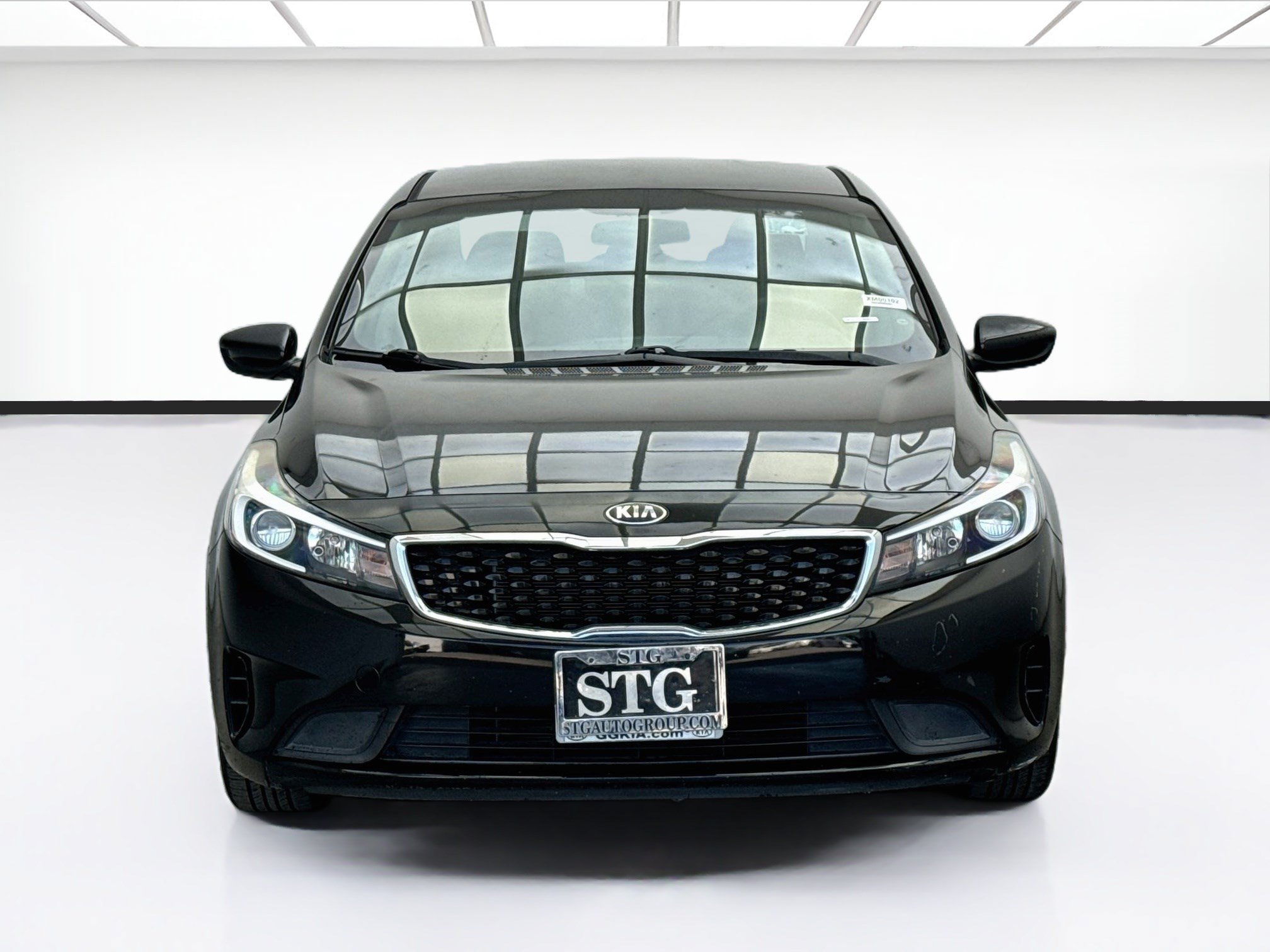 Used 2018 Kia Forte LX w/ LX Rear Camera Package FWD image 2