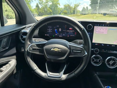 Used 2024 Chevrolet Blazer EV LT AWD/4WD image 24