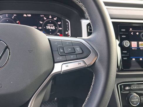 Used 2023 Volkswagen Atlas Cross Sport SE FWD image 23