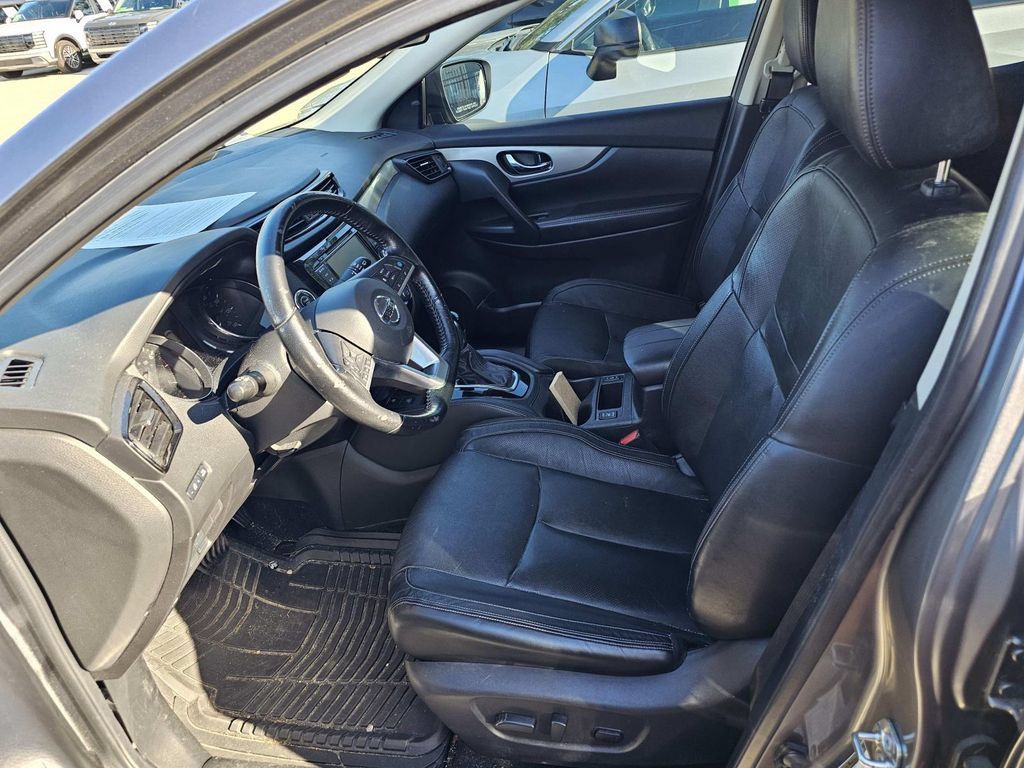 Used 2020 Nissan Rogue Sport SL AWD/4WD image 13