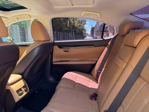 Used 2016 Lexus ES 350 FWD image 30