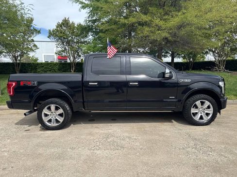 Used 2017 Ford F150 Platinum w/ Equipment Group 701A Luxury image 2