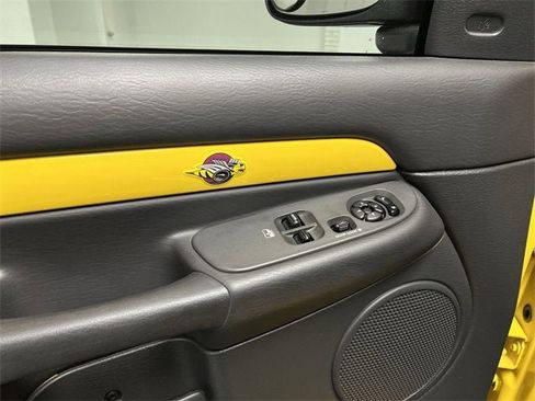 Used 2004 Dodge Ram 1500 Truck SLT w/ Sport Appearance Group image 19